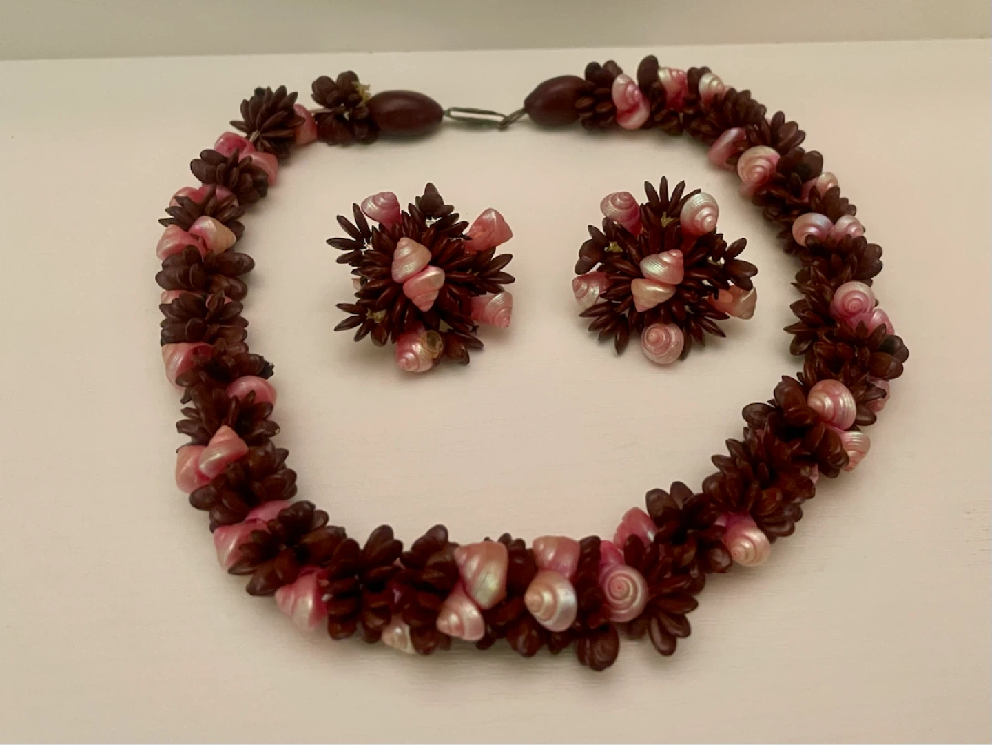 Vintage Artisan Shell Jewelry Set