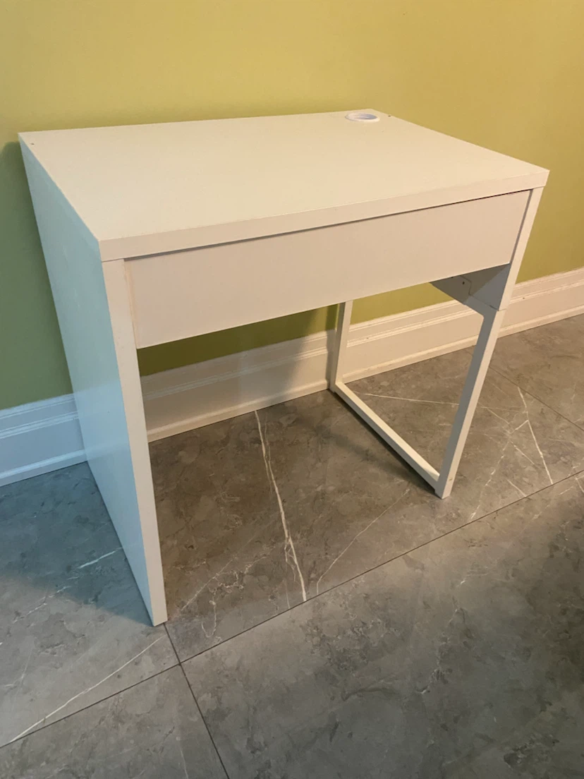 White Desk with Drawer