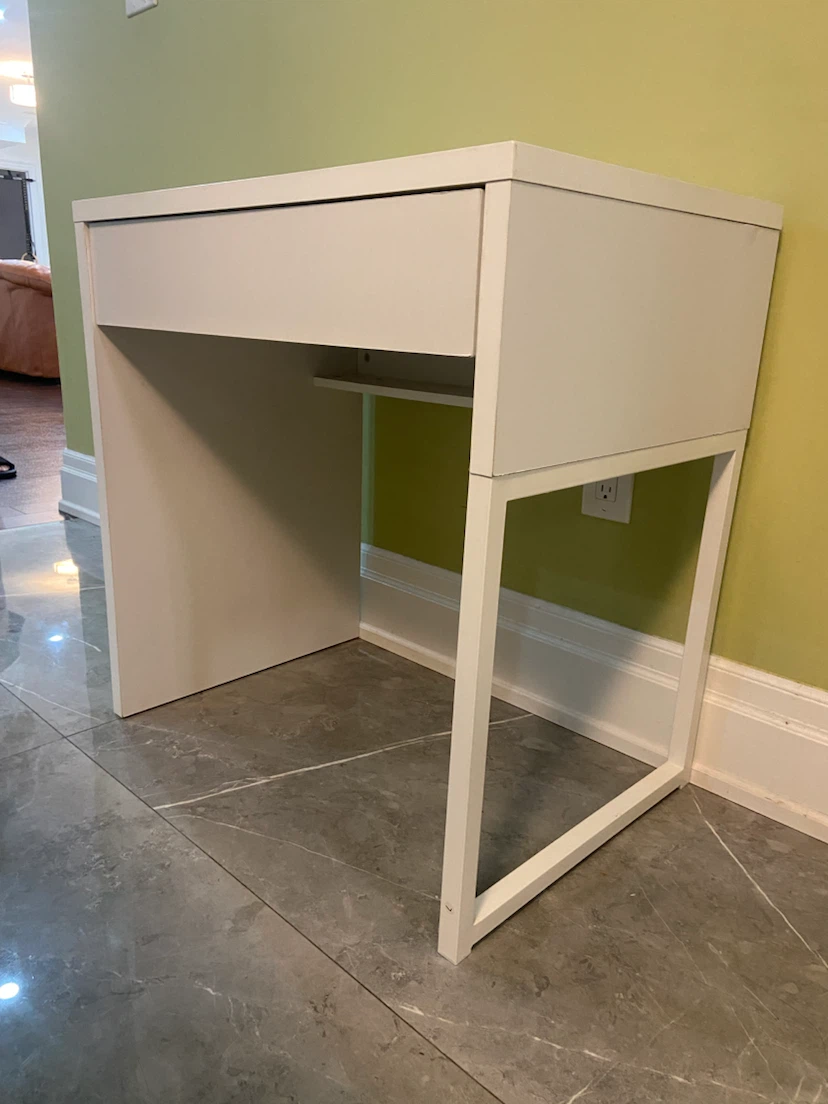 White Desk with Drawer - photo 4