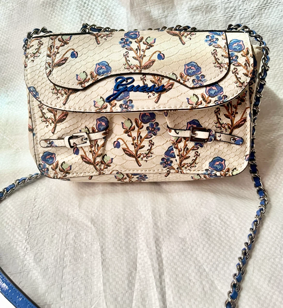 Guess Floral Shoulder Bag