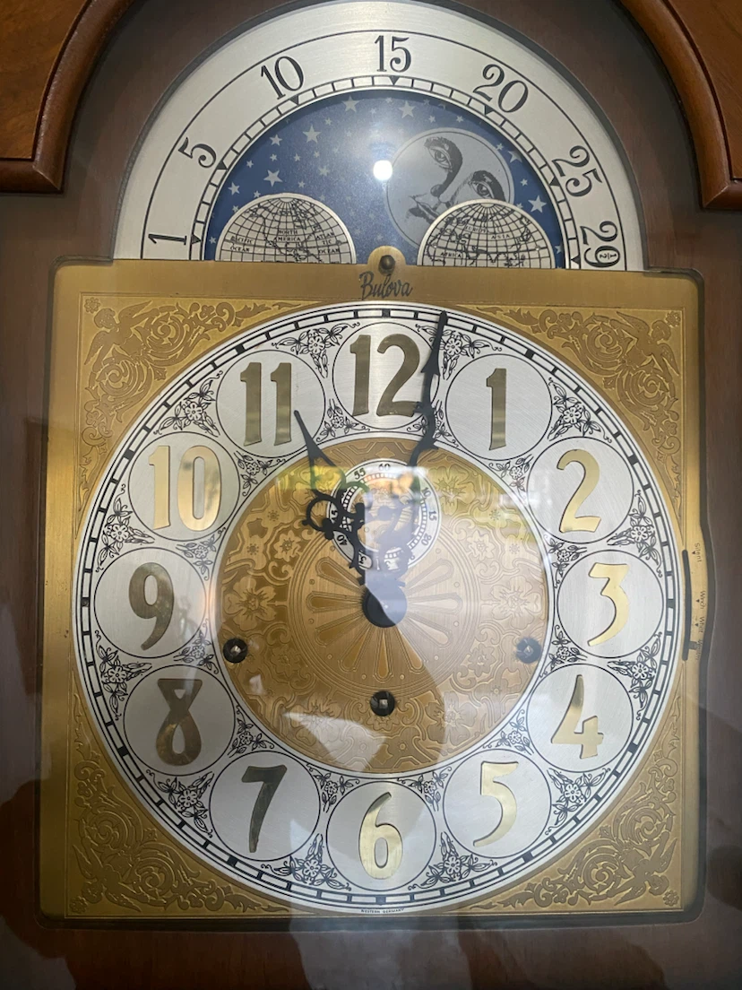Bulova Grandfather Clock - photo 2
