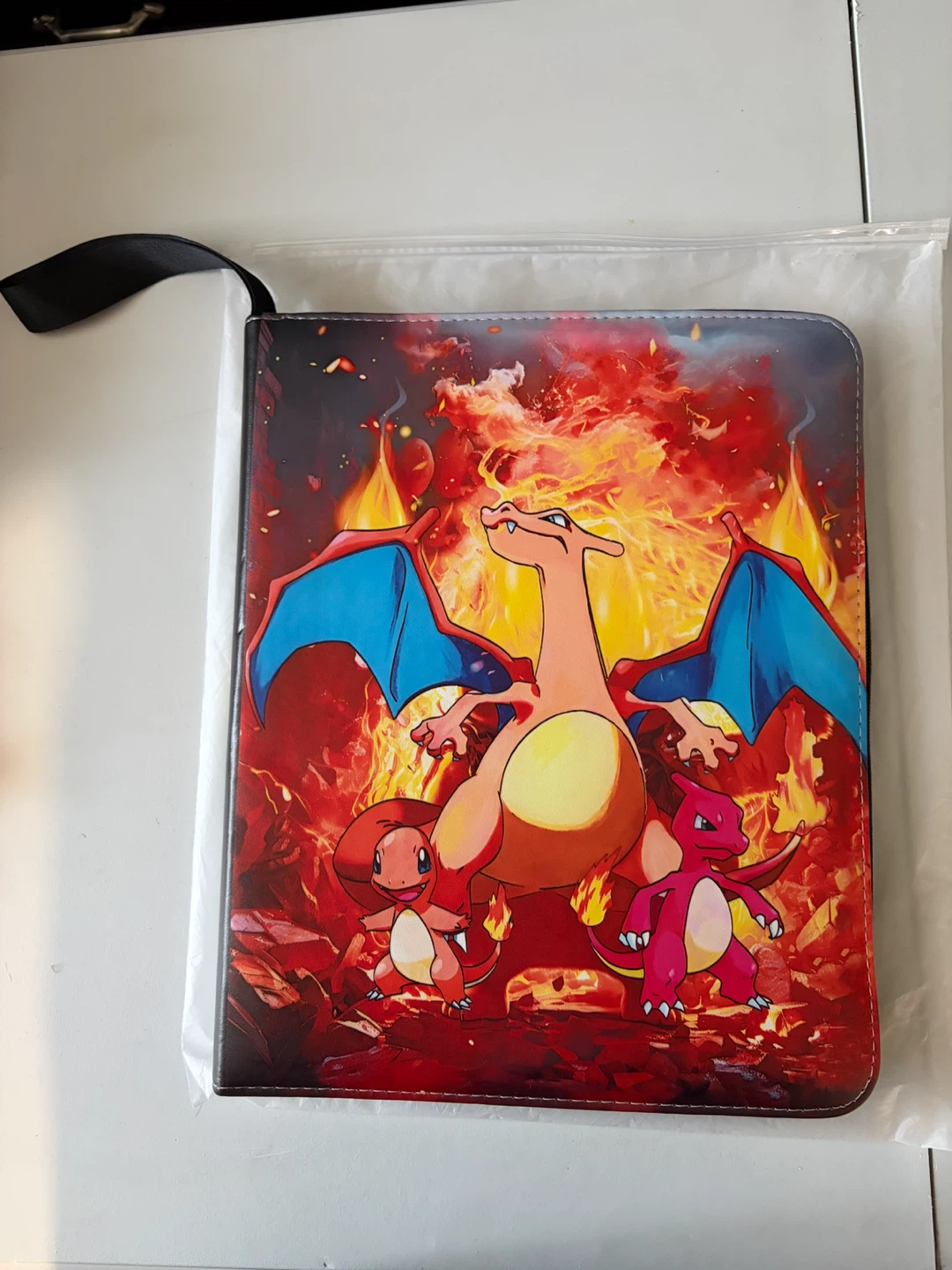 New Pokemon Trading Card Binder - Fits 900 Cards - photo 2