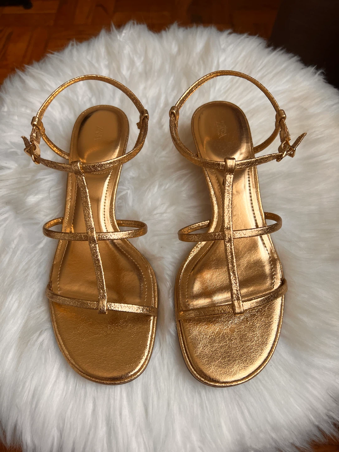 Zara Metallic Gold Strappy Sandals – EU 37