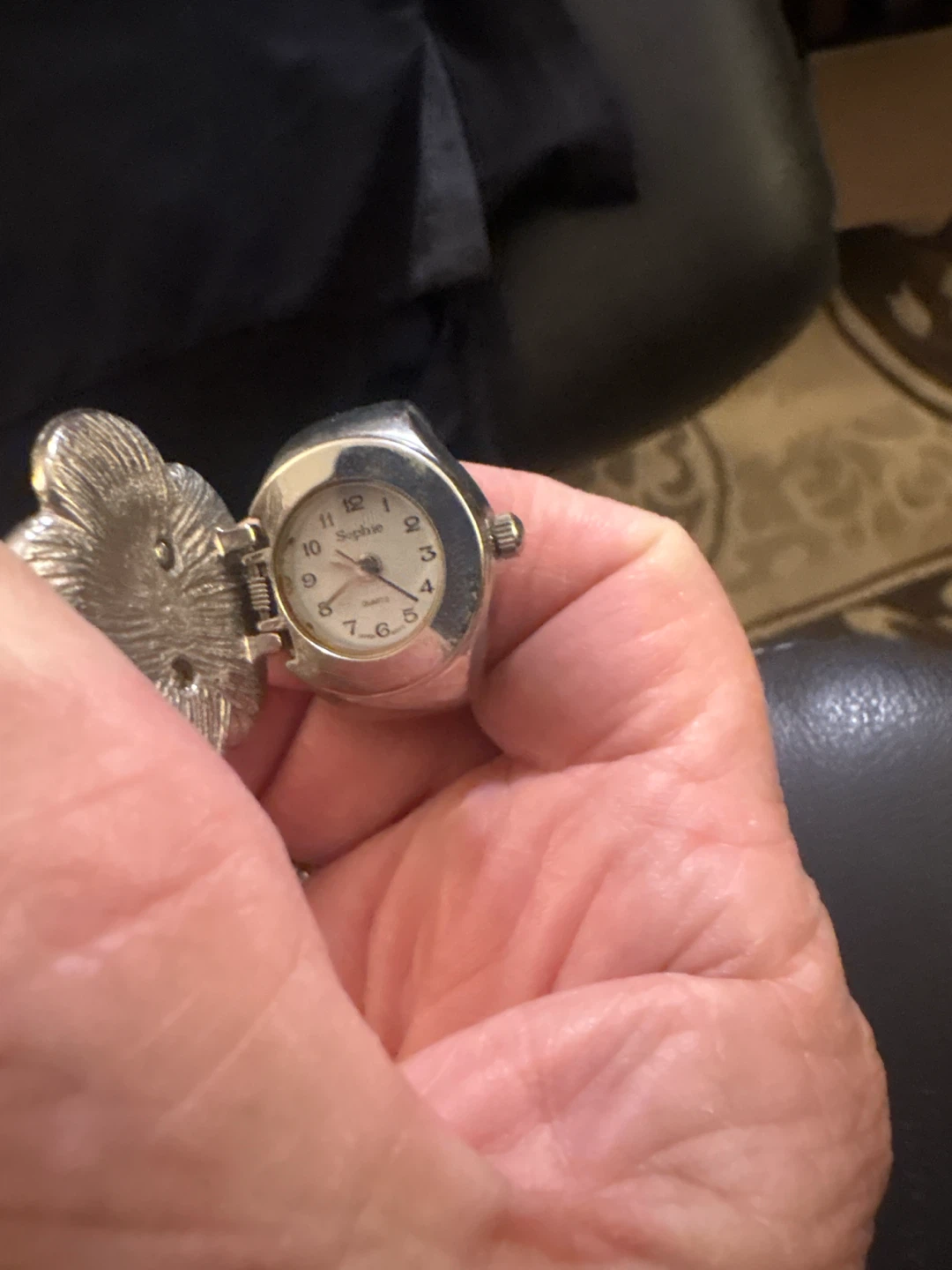 Sophie Flower Ring Watch - photo 2
