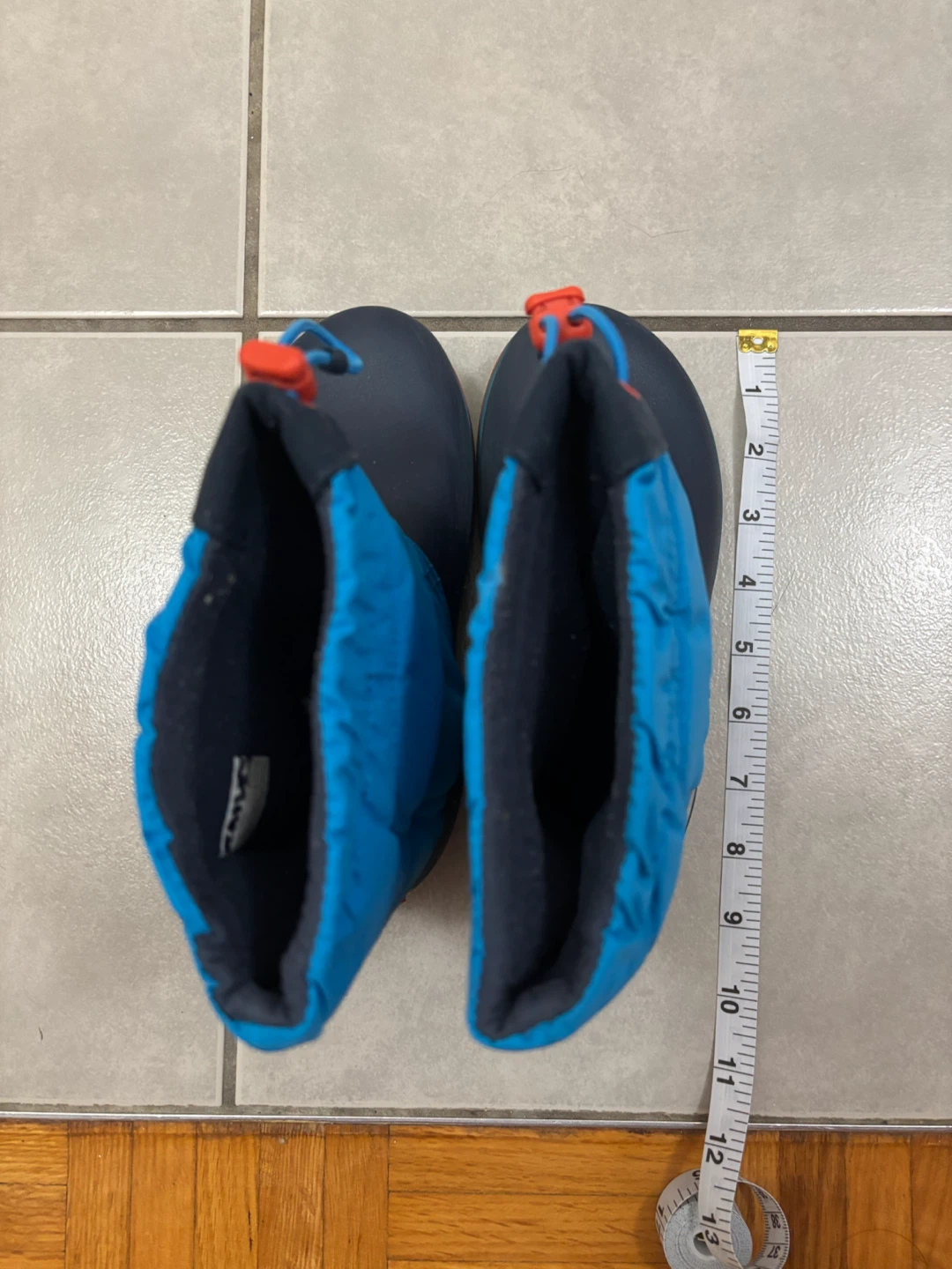 Crocs Kids' Winter Boots size 13Y