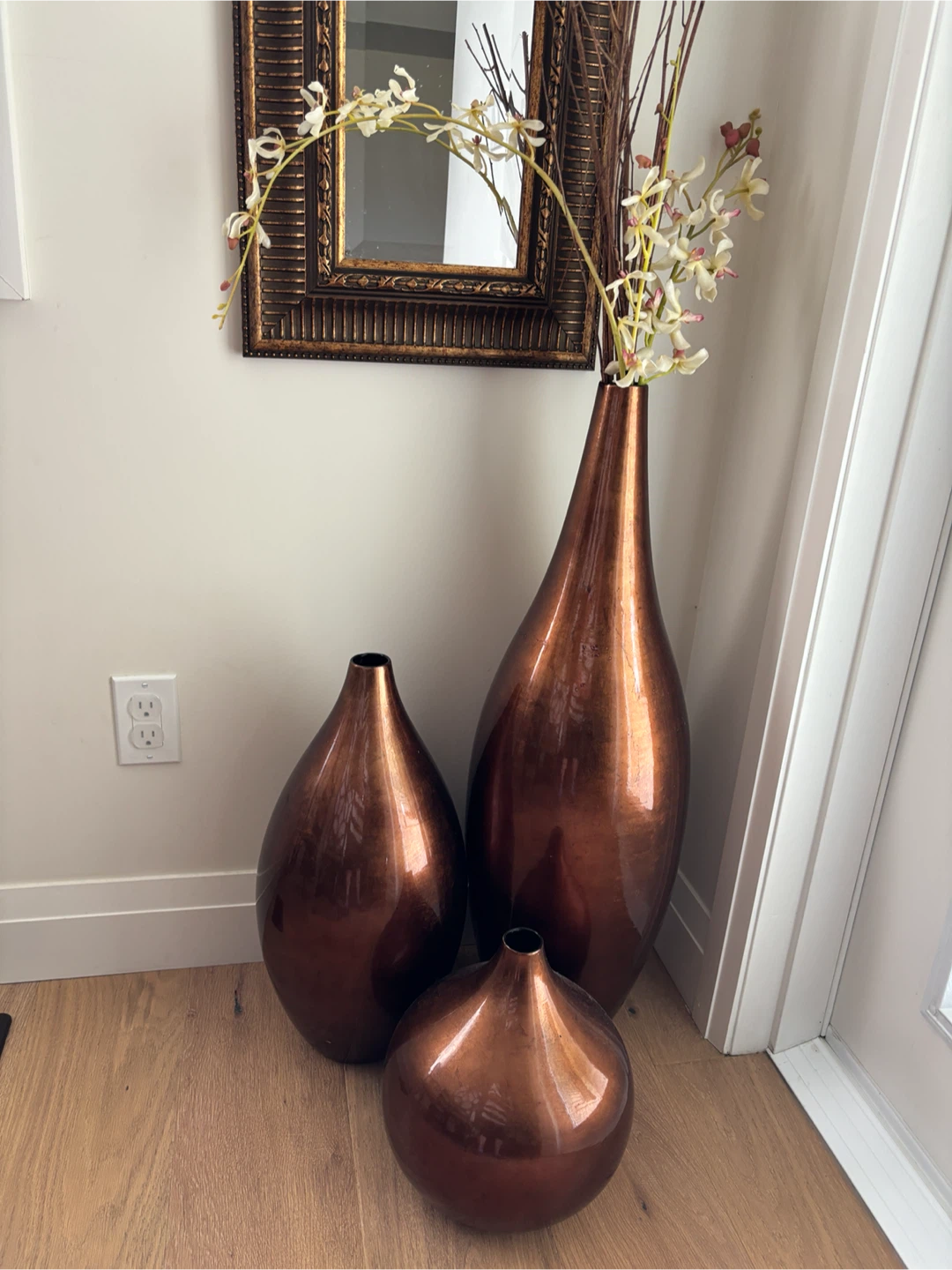 Set of 3 Copper Finish Vases - photo 2