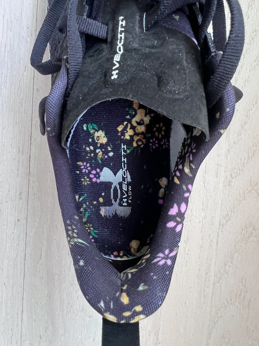 Under Armour Women's Velociti 4 SE Running Shoes - photo 5