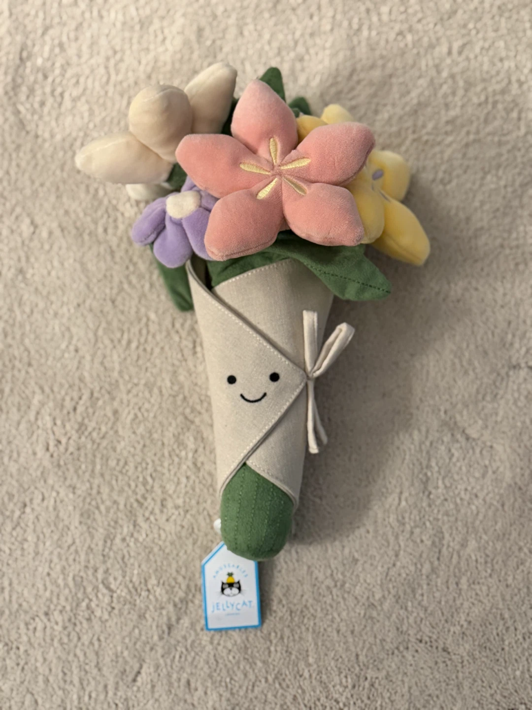 BNWT Jellycat Amuseables Bouquet of Flowers Plush Toy