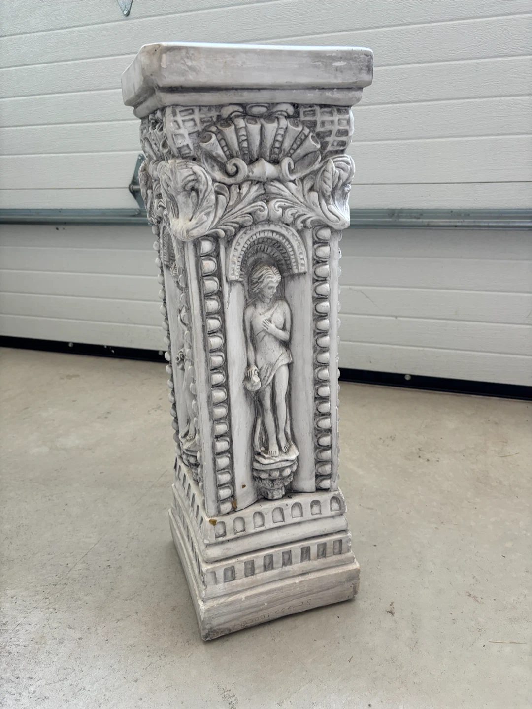 Decorative Pedestal Stand - photo 2
