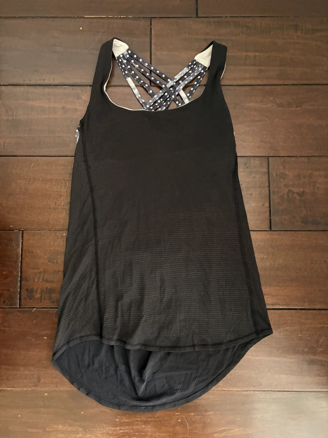 5 size 6 Lululemon Tank Tops