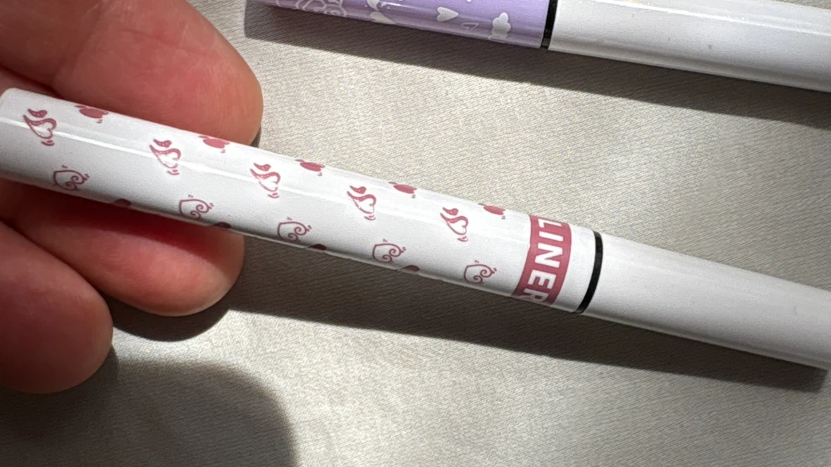 Wild Beauty Freckle Pen & Magnolia lip liner and eyelashes Set - photo 5