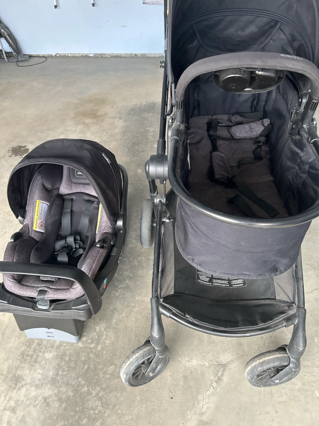 Evenflo Car Seat and Stroller Travel System