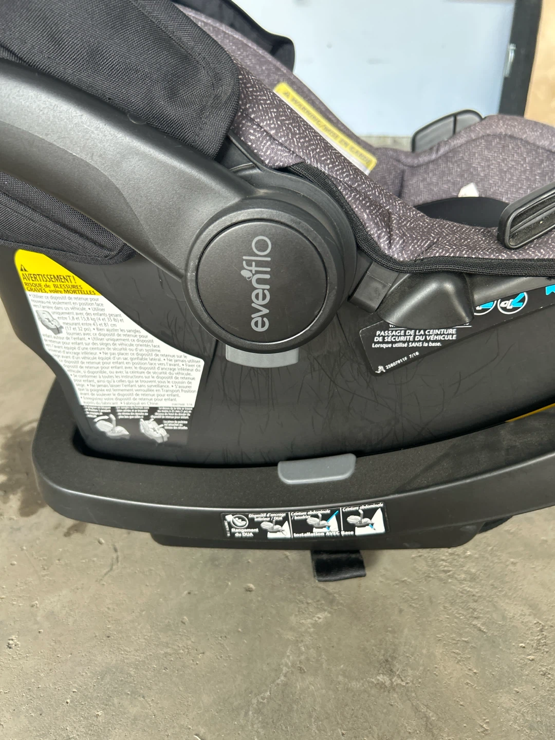 Evenflo Car Seat and Stroller Travel System - photo 3