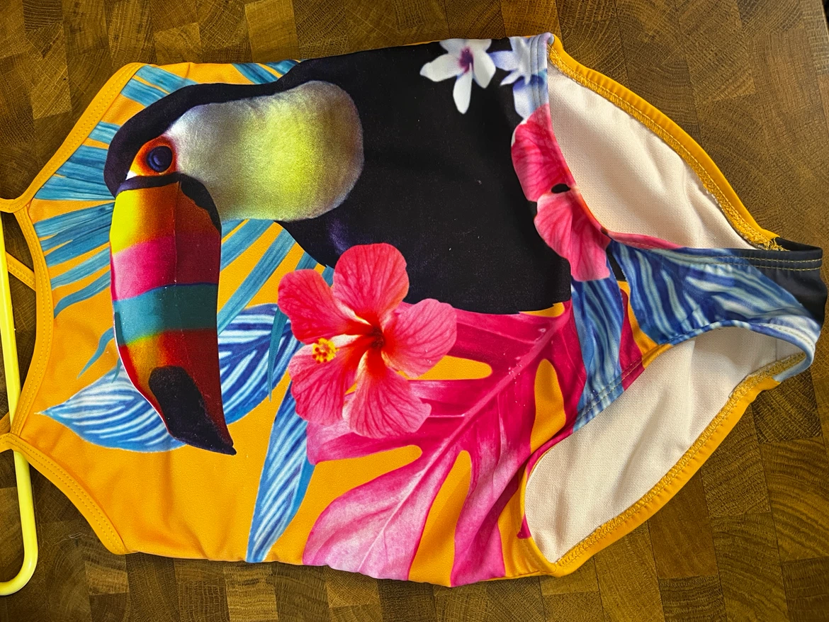 Kids Swimsuit Size 6 - photo 4