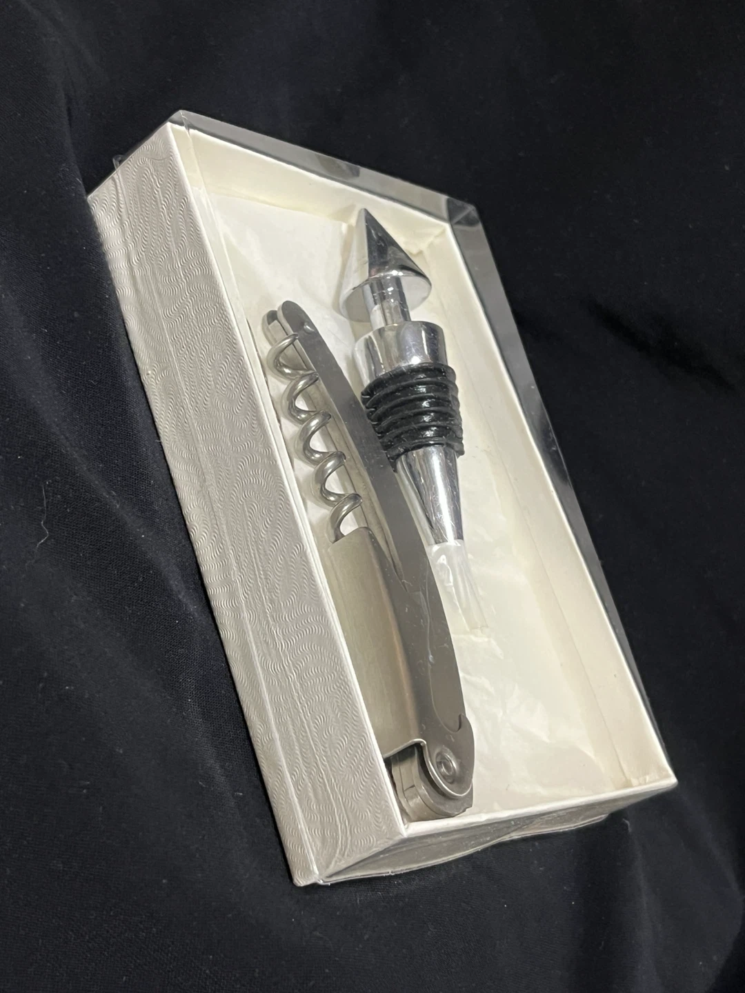 Corkscrew and Wine Stopper Set - photo 2