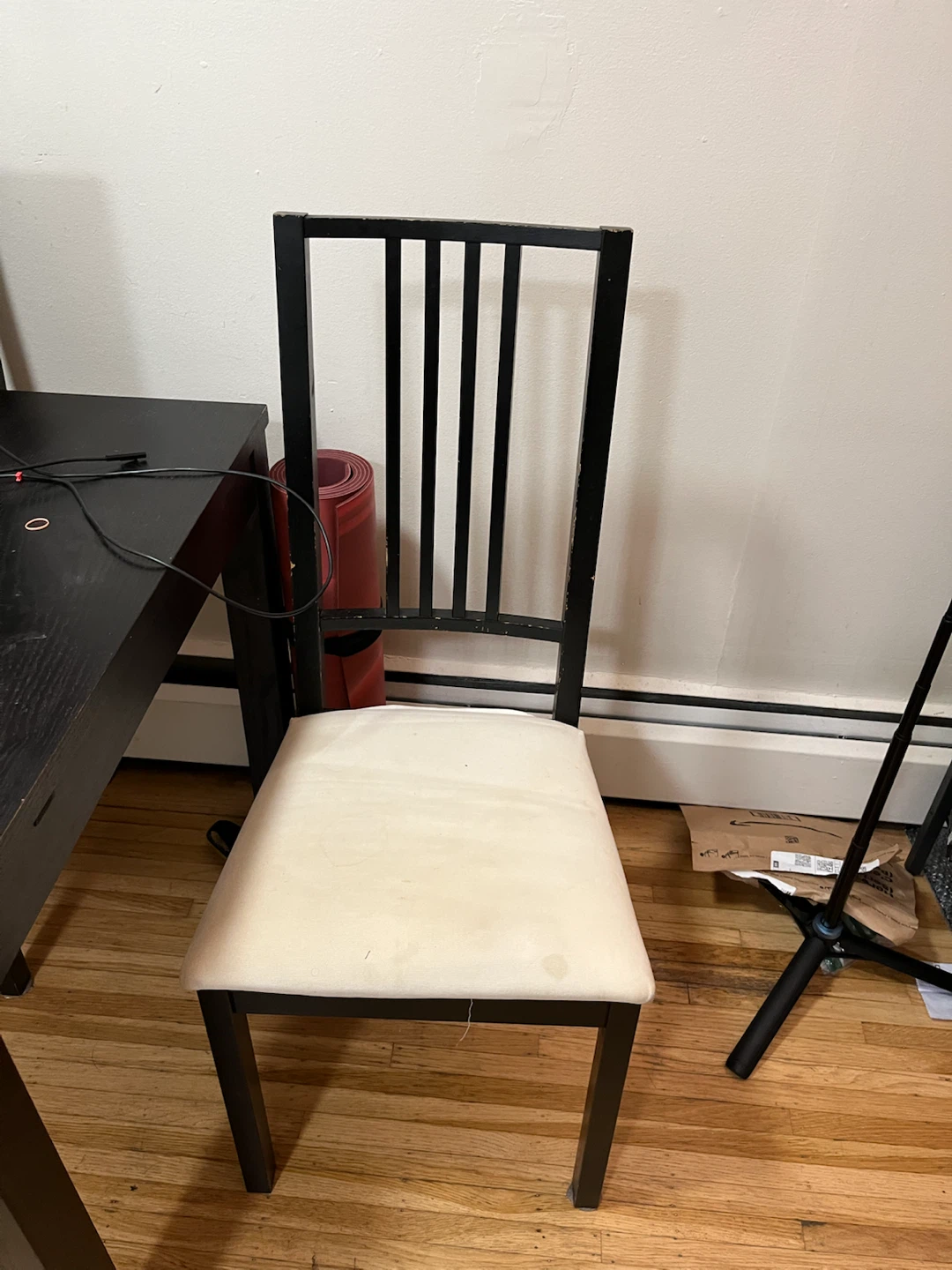 Dining Table with 3 Chairs - photo 2