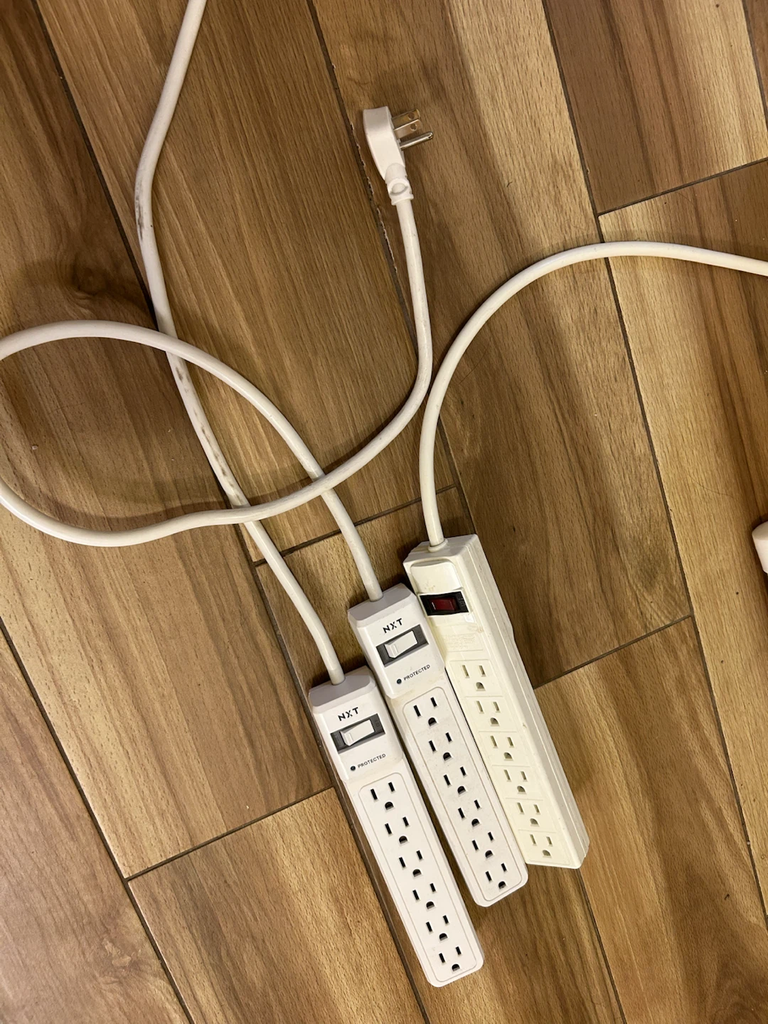 NXT Surge Protector Power Bar set of 3 - photo 2