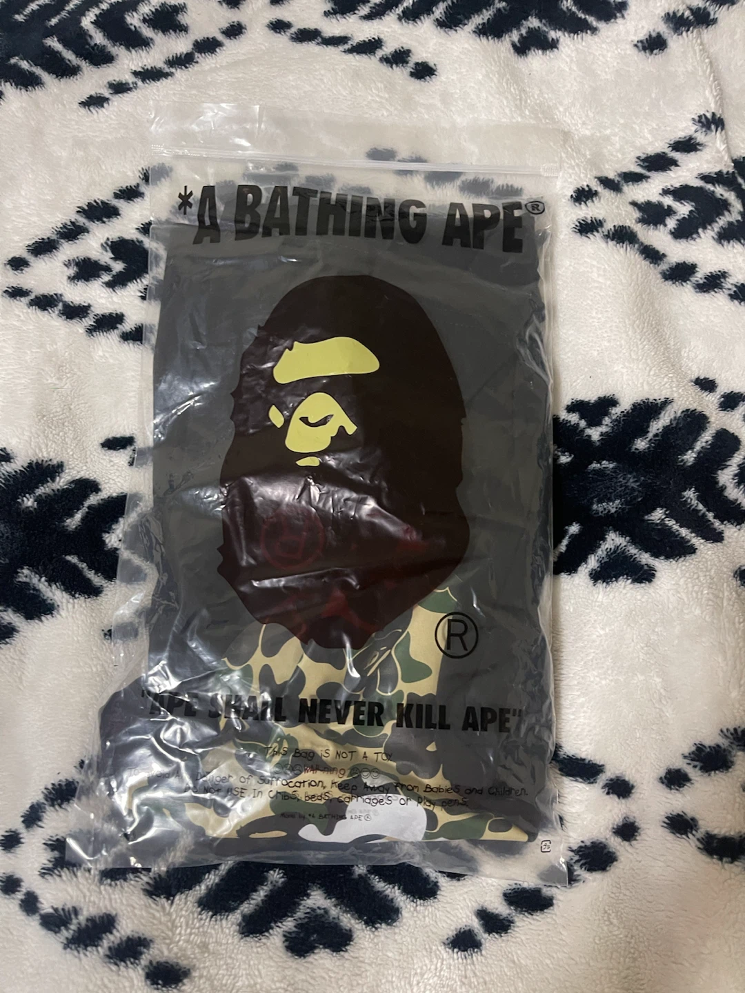 A Bathing Ape (BAPE) Camo Ape Head T-Shirt - photo 5