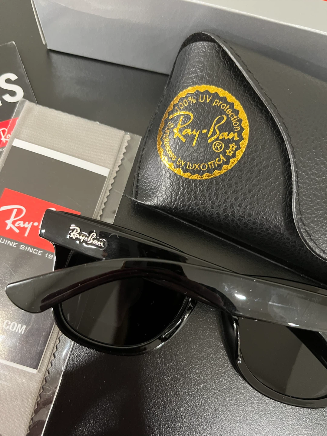 Authentic Ray-Ban Polarized Original Wayfarer Sunglasses - photo 3