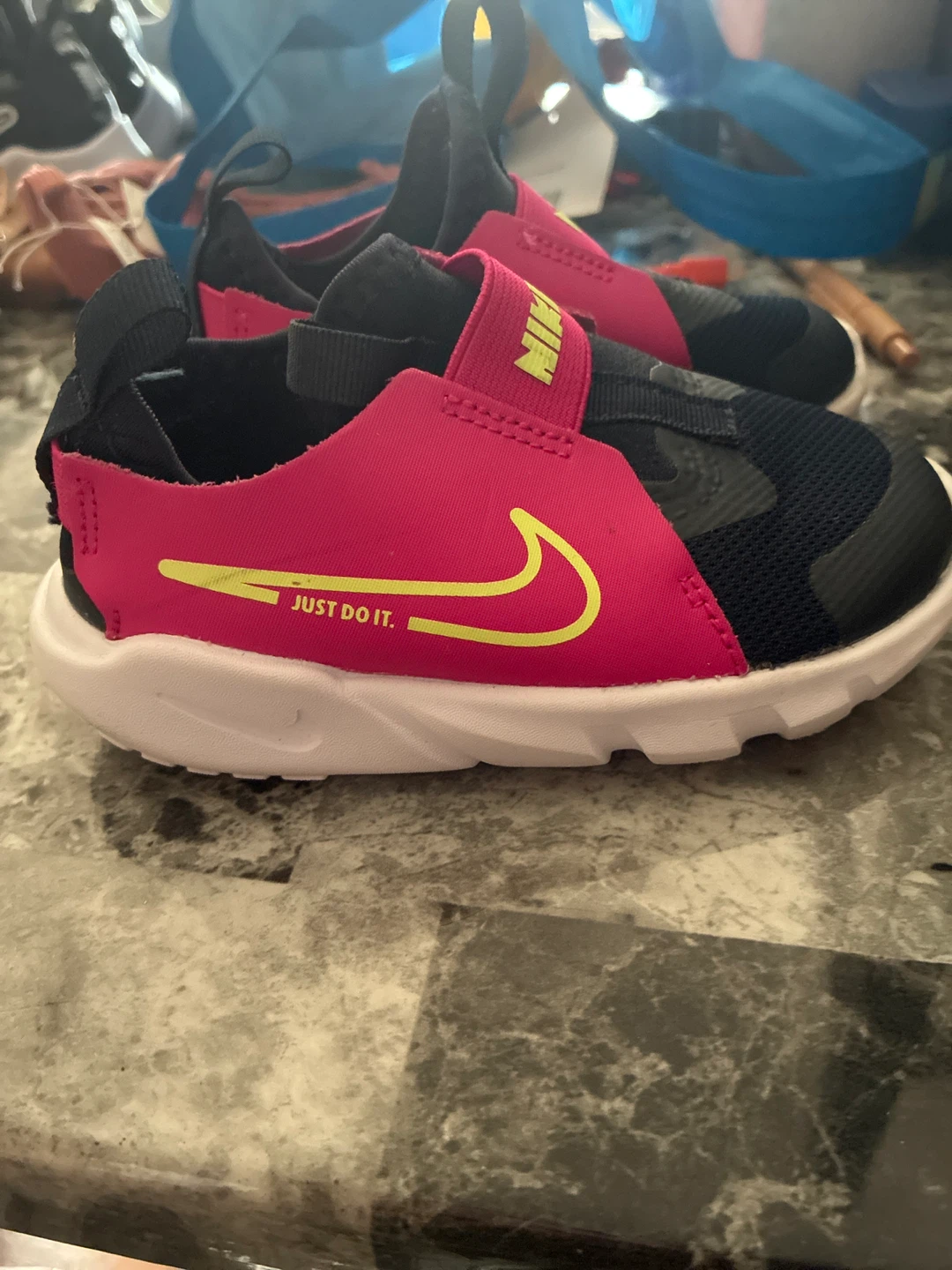 Nike Toddler Shoes size 8c - photo 2