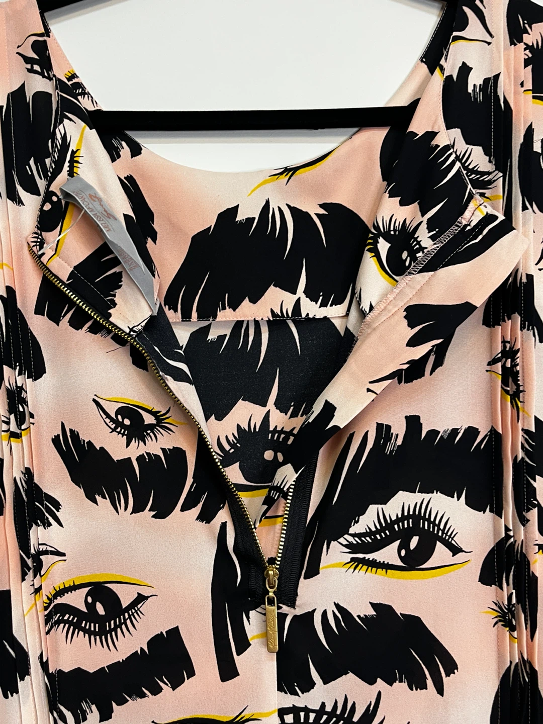 Women's Sleeveless Print Dress with Eye Pattern - photo 4