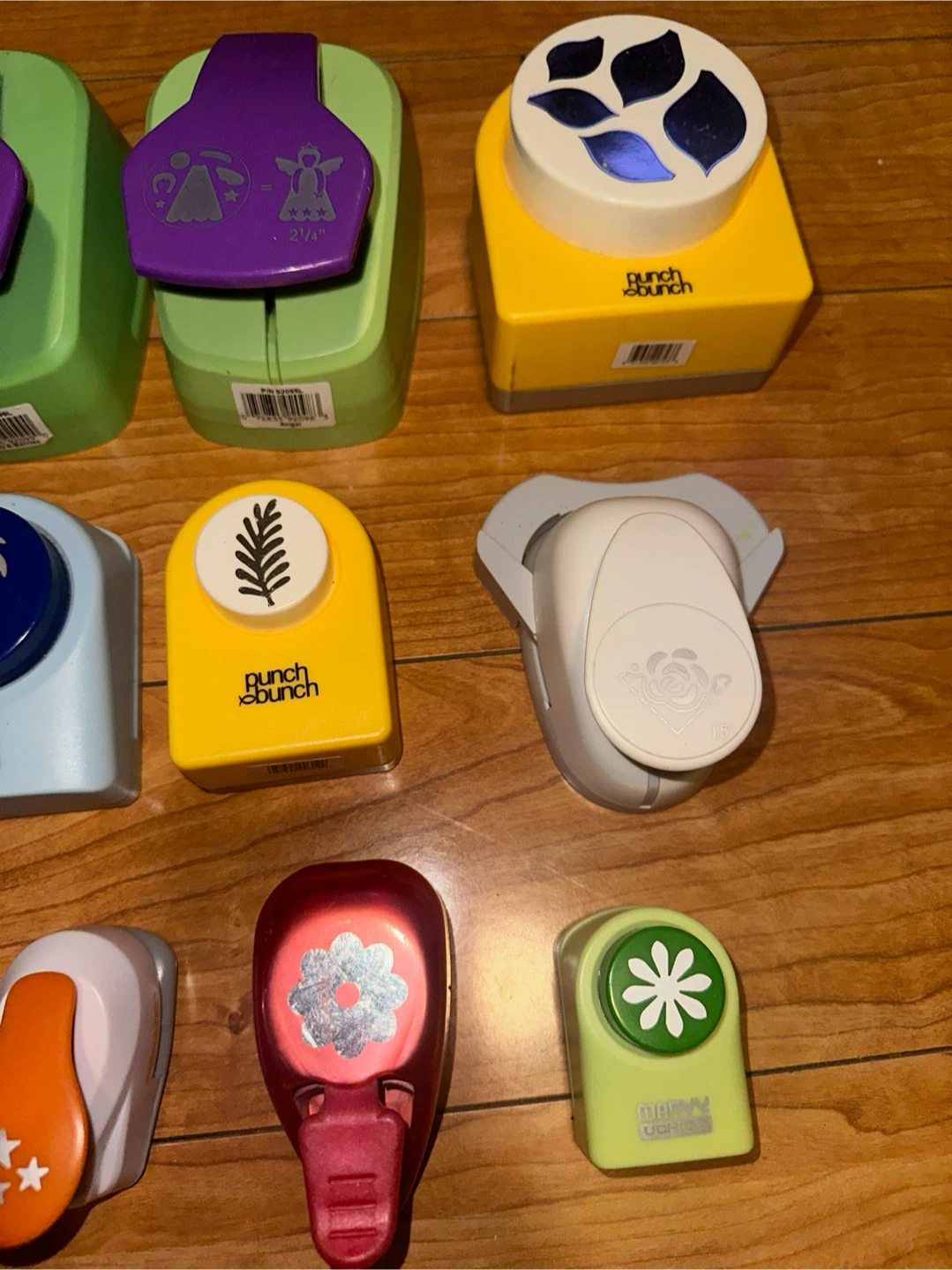 Lot of Paper Punches - photo 4