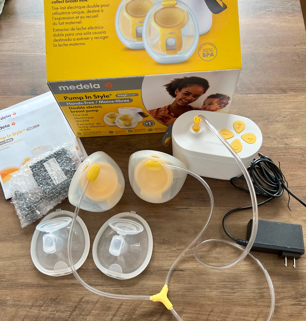Medela Pump In Style with MaxFlow Double Electric Breast Pump