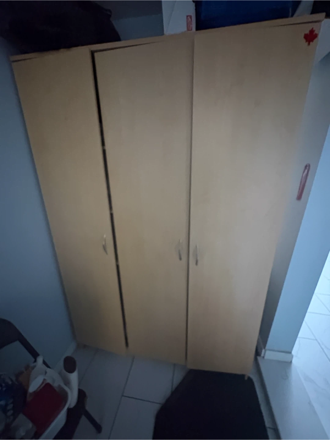 Private Room in Basement near Commercial Drive & SkyTrain - photo 3