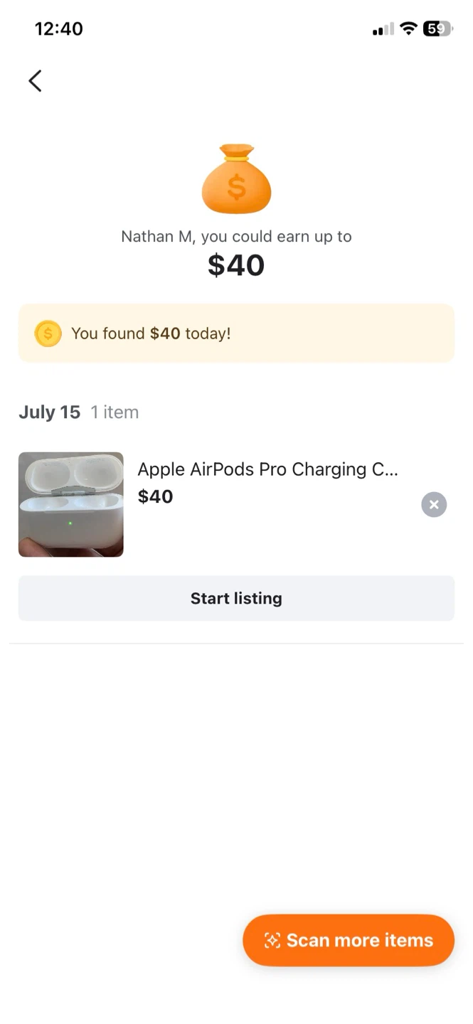 Apple AirPods Pro Charging Case - photo 3