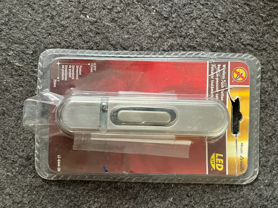 Heath Zenith Wireless Push Button Doorbell LE-6444