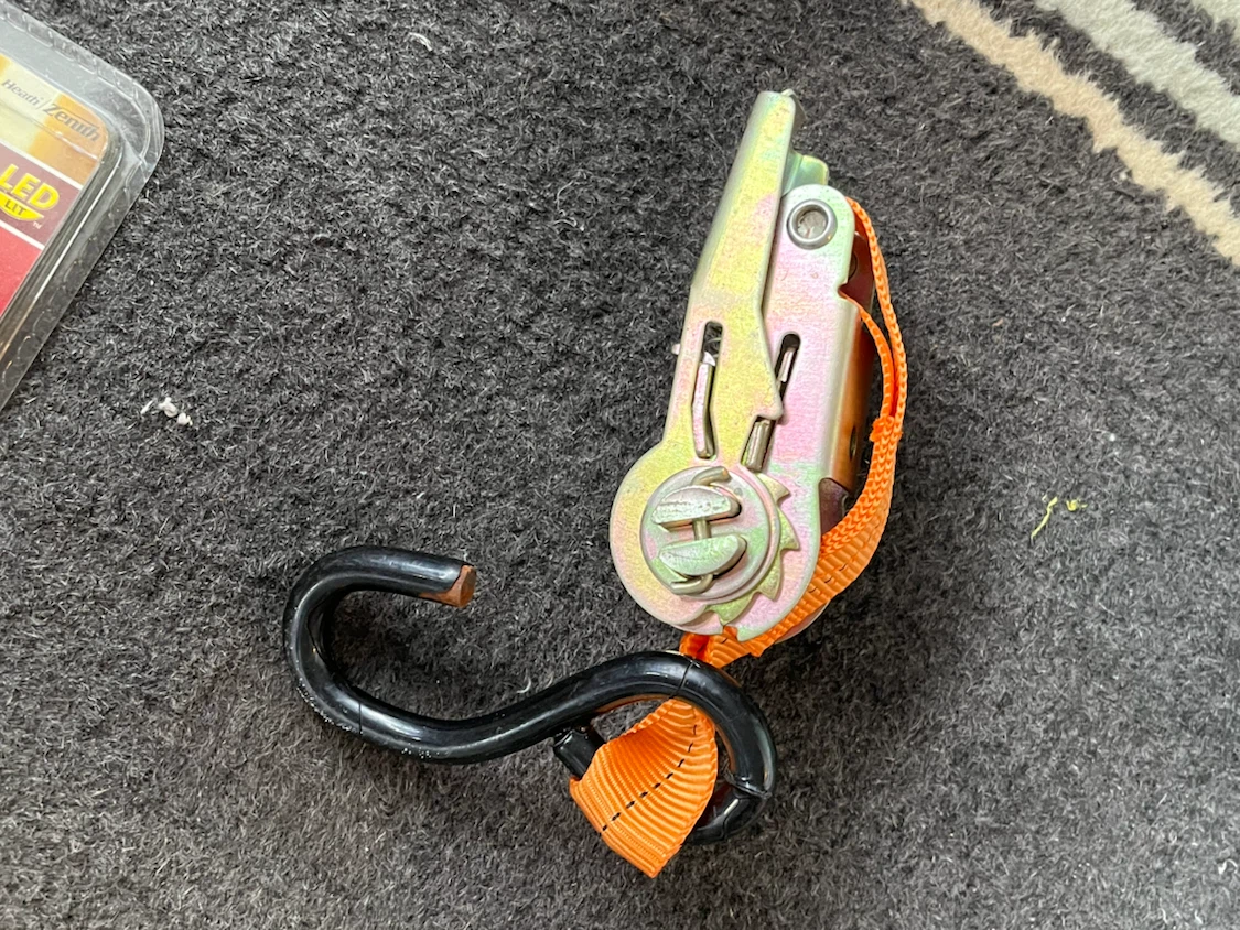 Ratchet Tie-Down Strap with Hook