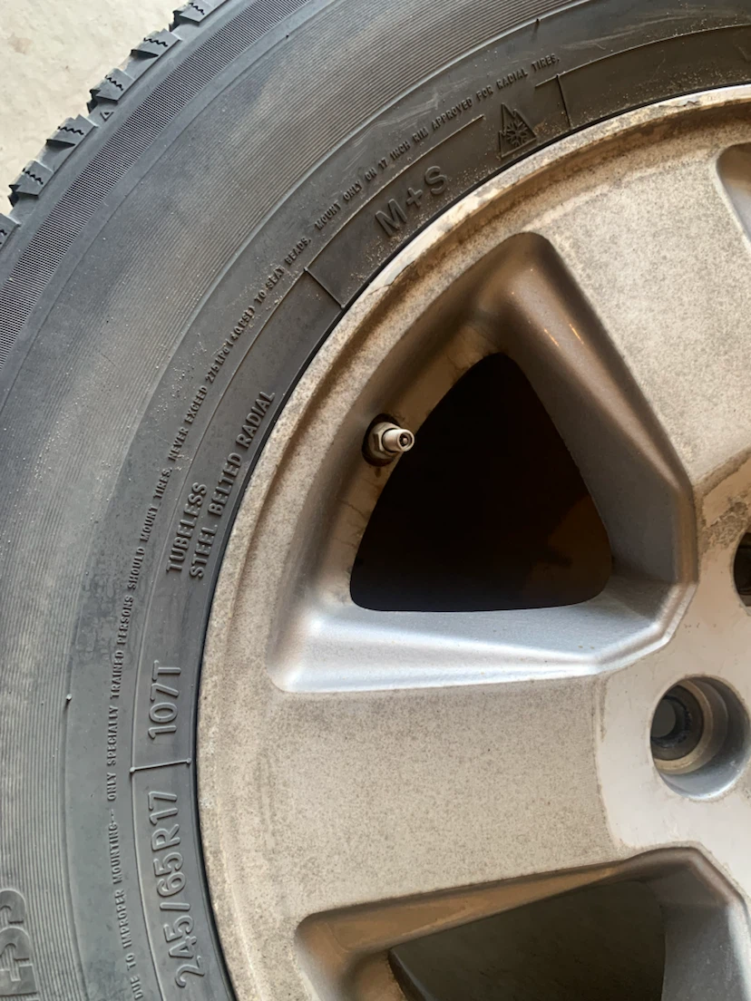 Set of 4 Honda Alloy Wheels with Tires - photo 2