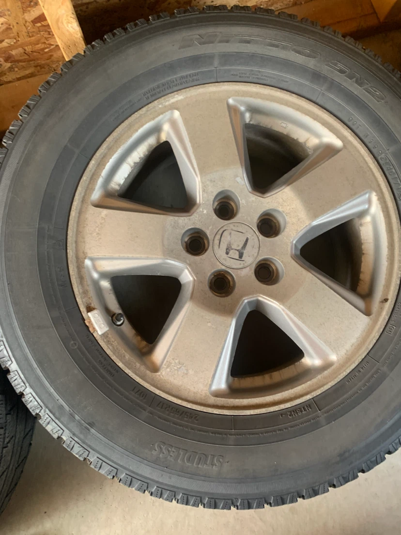 Set of 4 Honda Alloy Wheels with Tires - photo 3