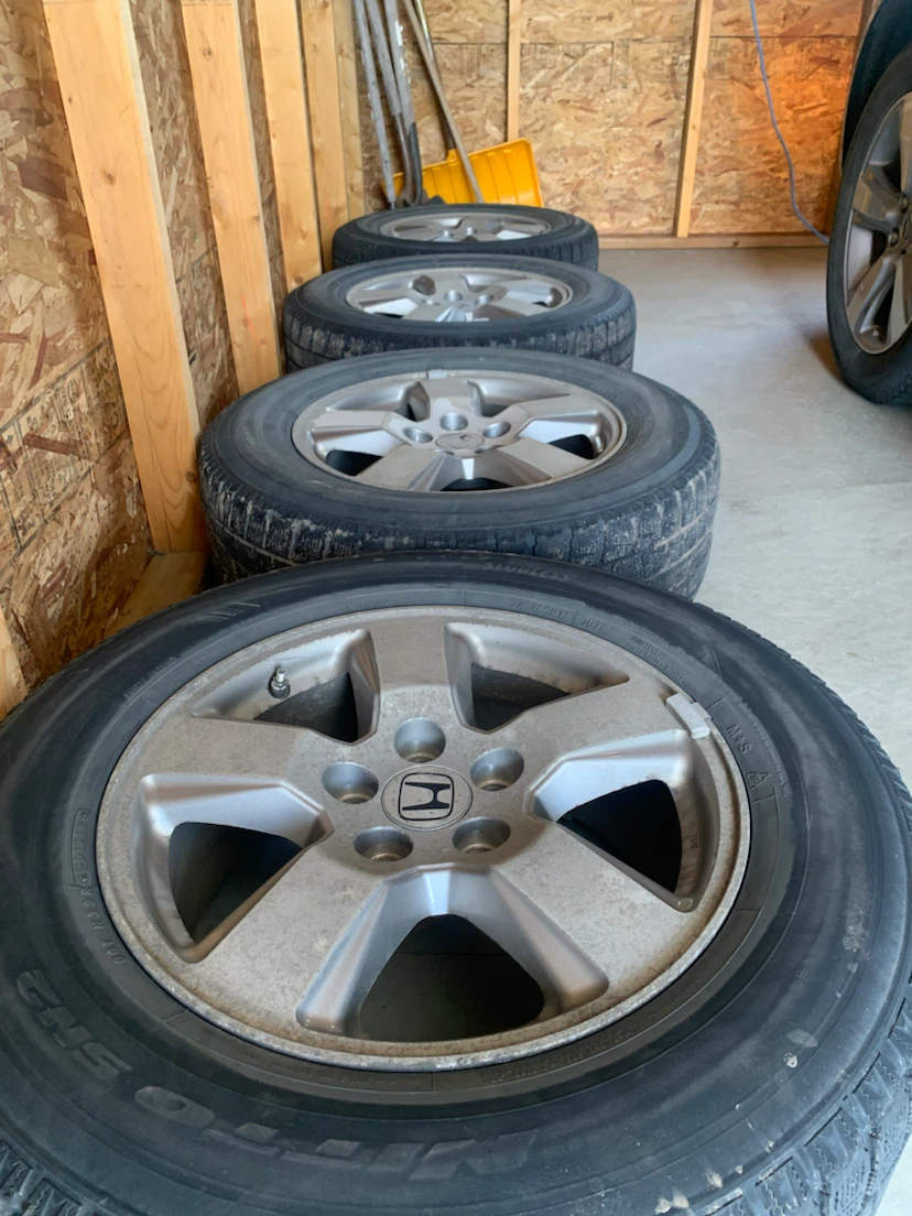 Set of 4 Honda Alloy Wheels with Tires - photo 5