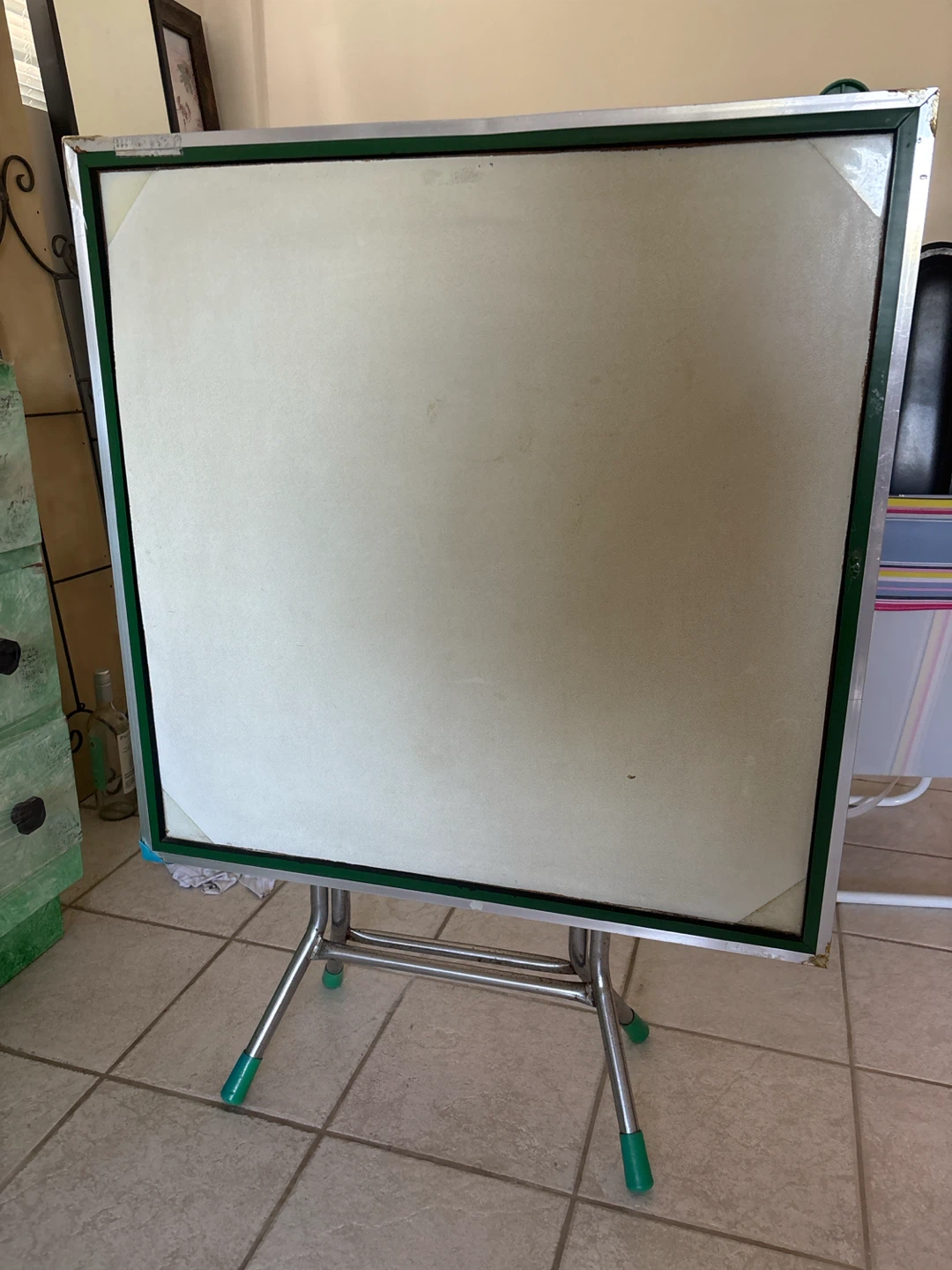 Free Mahjong table