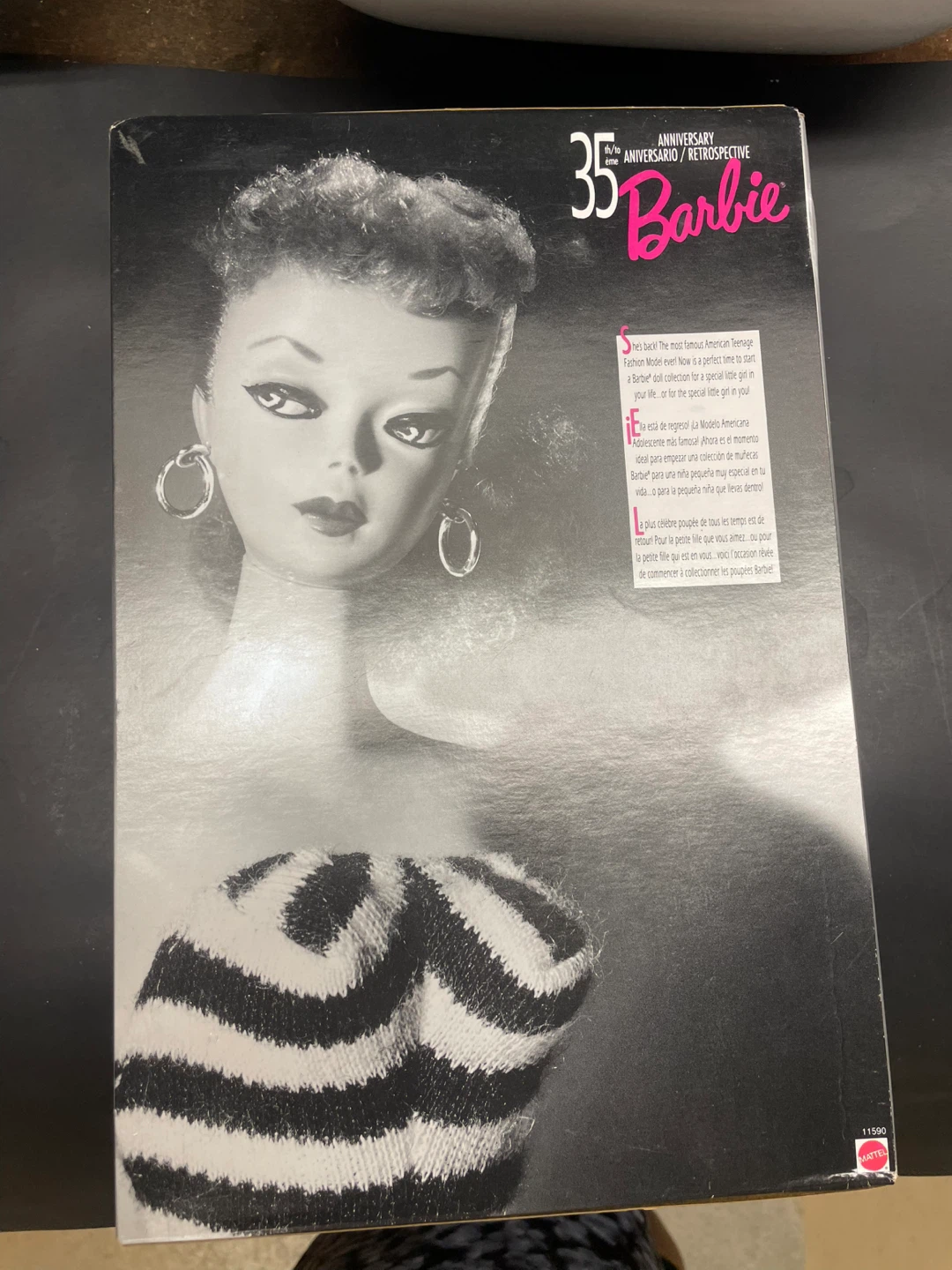 Barbie 35th Anniversary Special Edition Reproduction Doll - photo 5