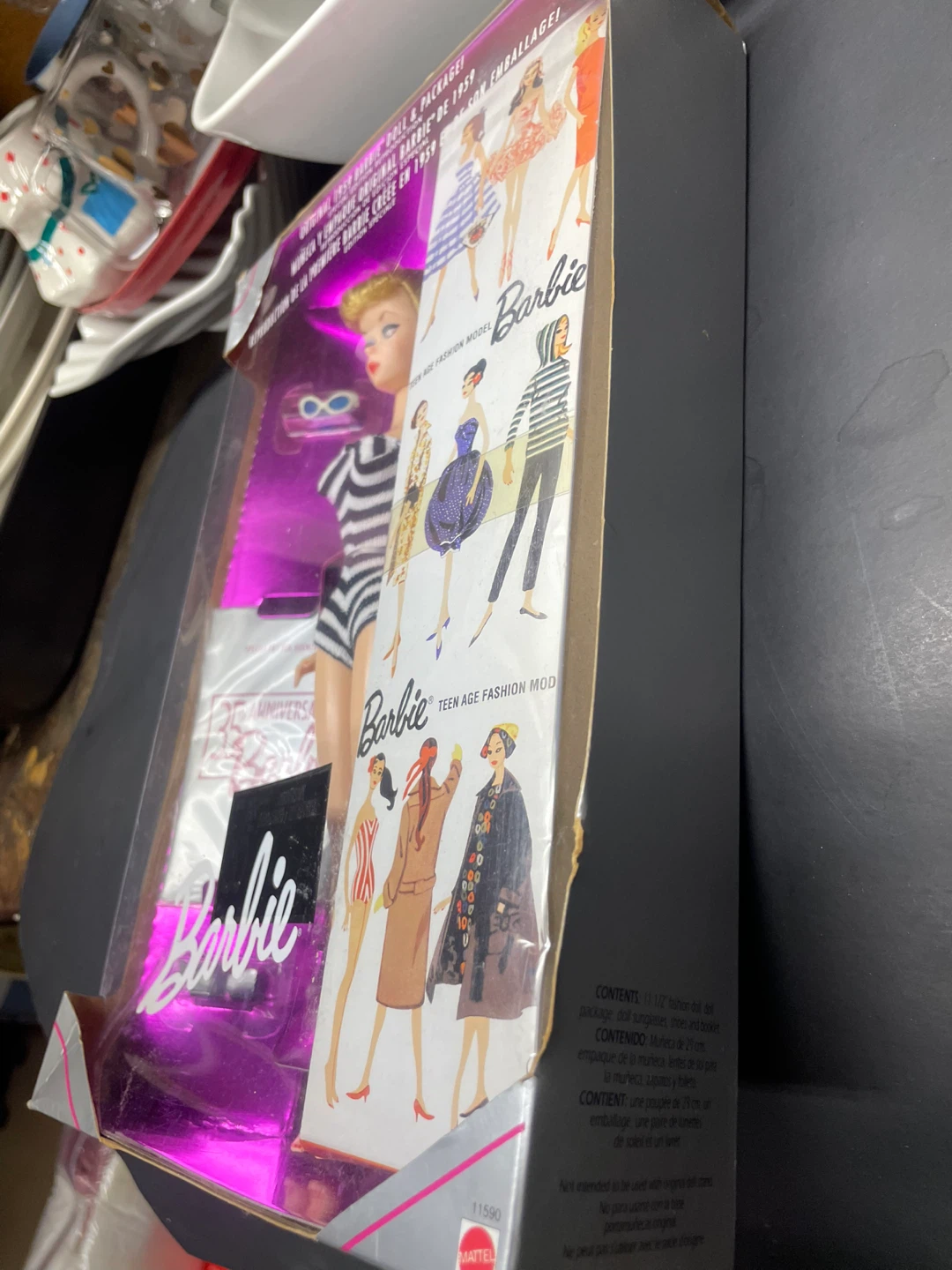 Barbie 35th Anniversary Special Edition Reproduction Doll - photo 4