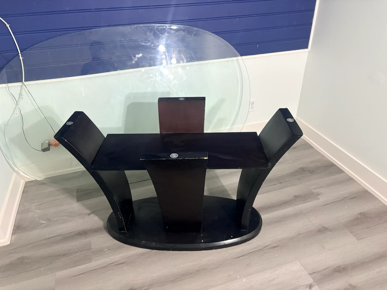 Glass top dining table - photo 2