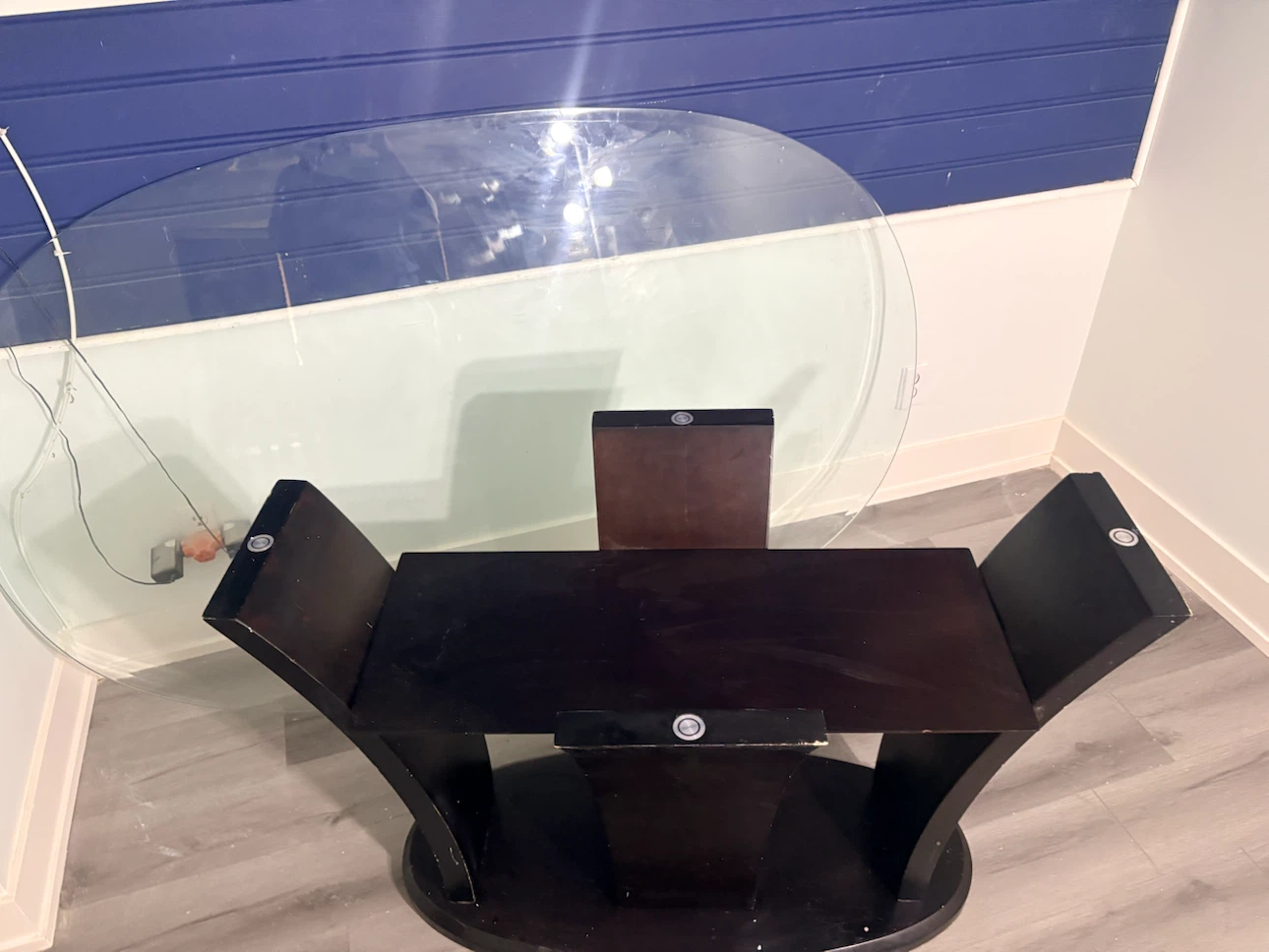 Glass top dining table - photo 4