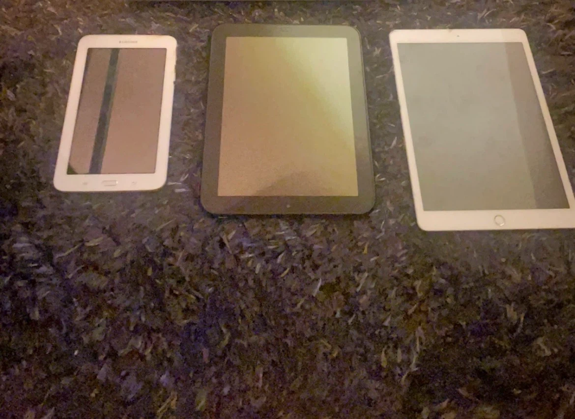 Tablets Bundle (good for parts)