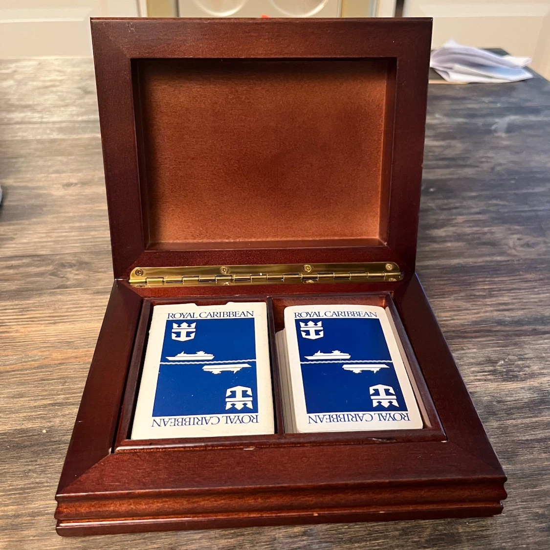 Wooden playing card box - photo 2