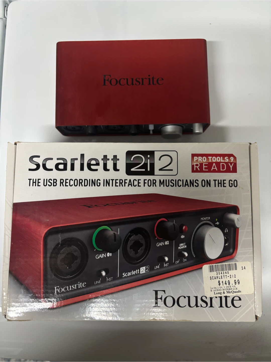Focusrite Scarlett 2i2 USB Audio Interface