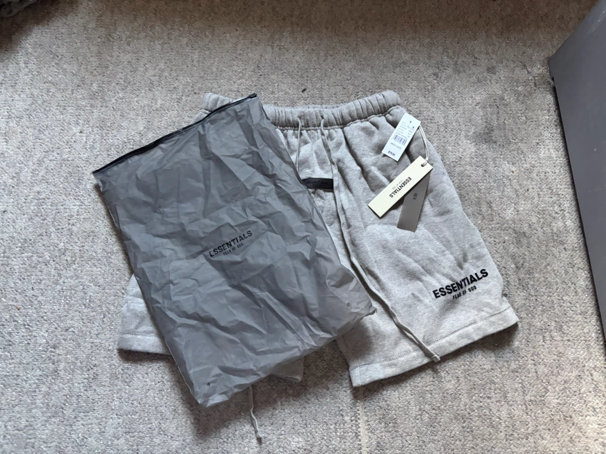 Essentials short grey 1:1 - photo 2