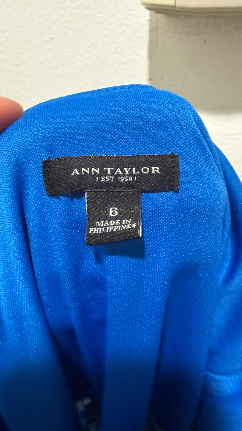 Ann Taylor Blue Print Sleeveless Dress Size 6 - photo 3