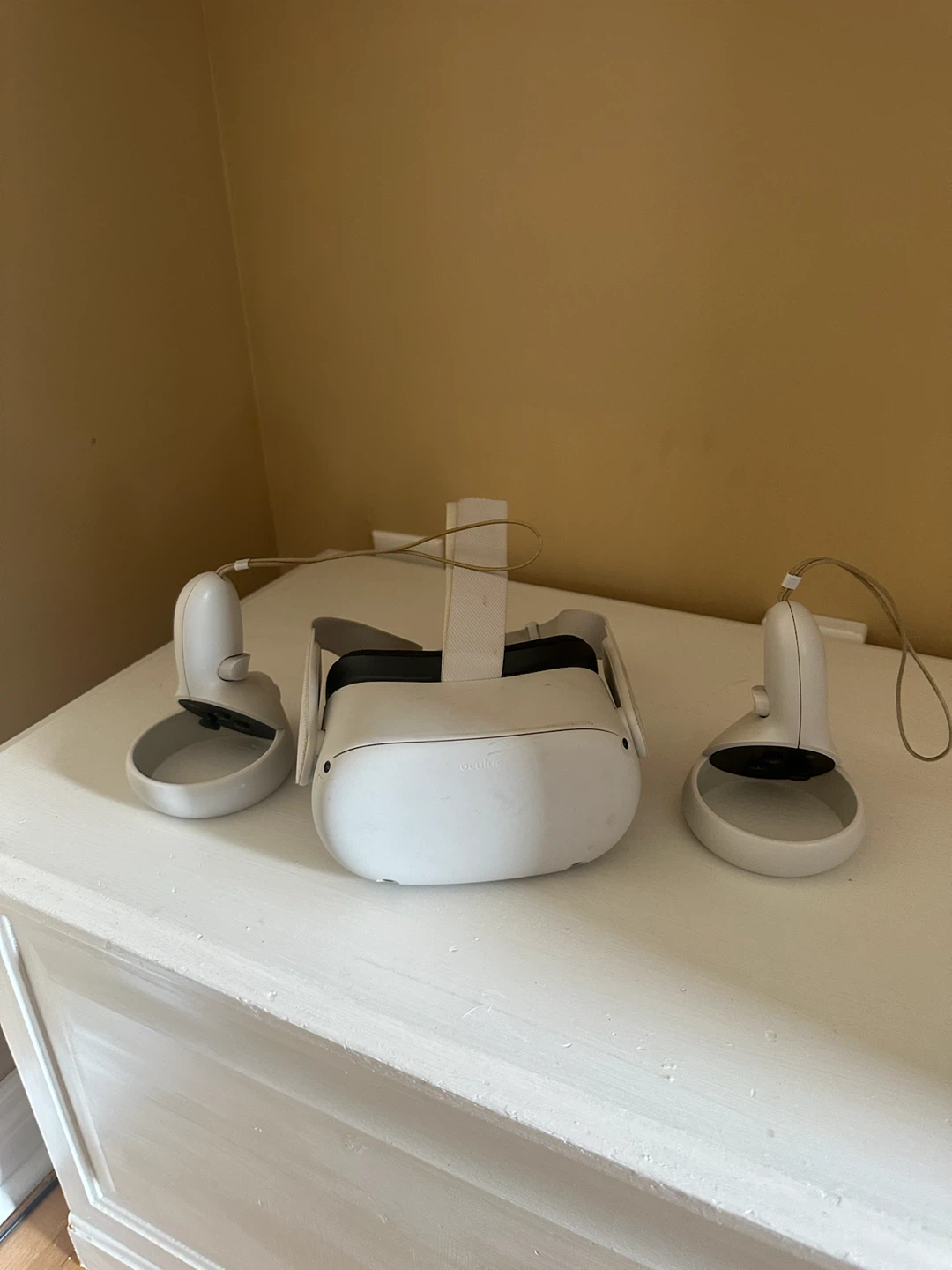 Meta Quest 2 VR Headset with Controllers - photo 3