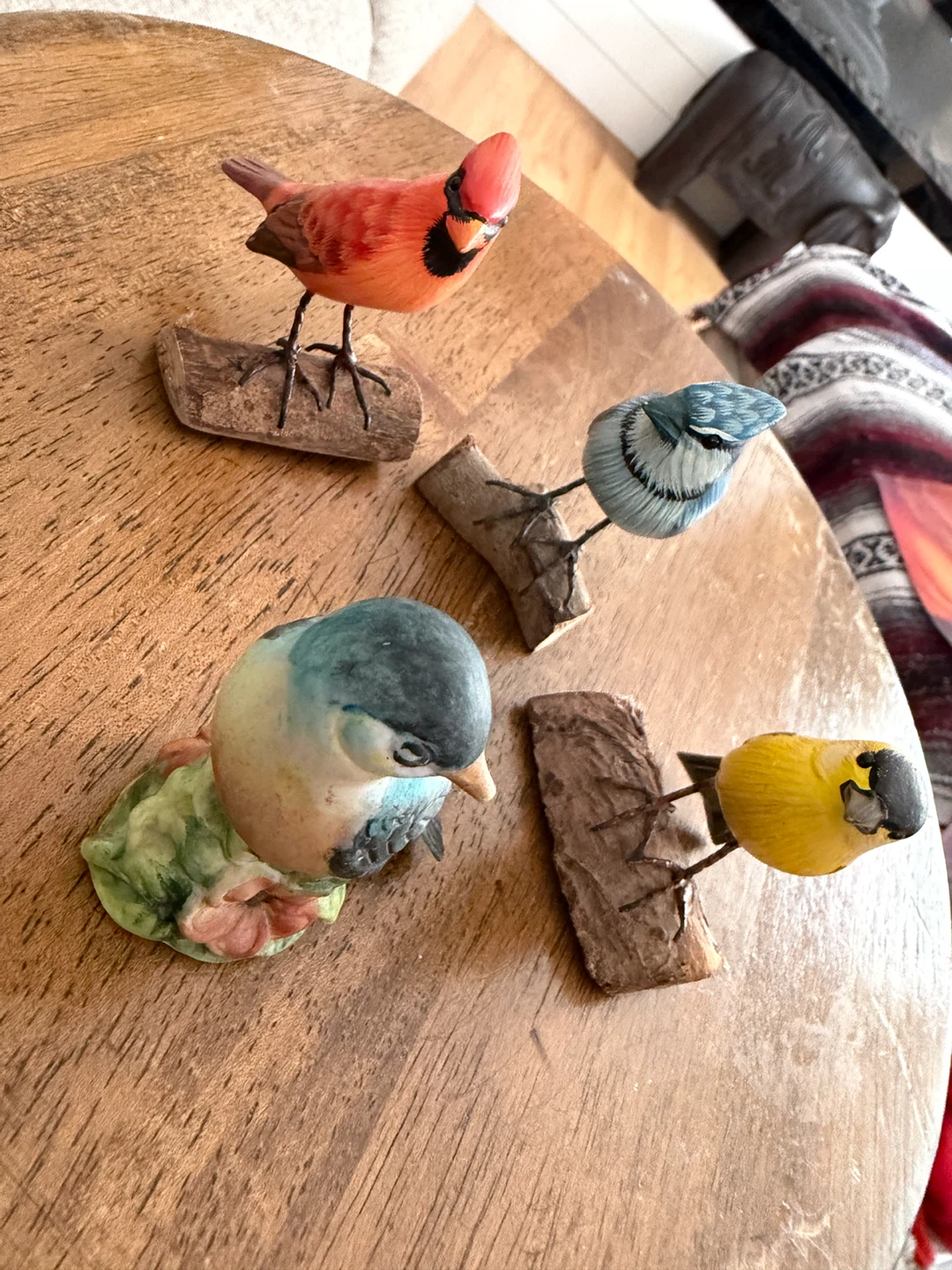 Set of 4 Decorative Bird Figurines