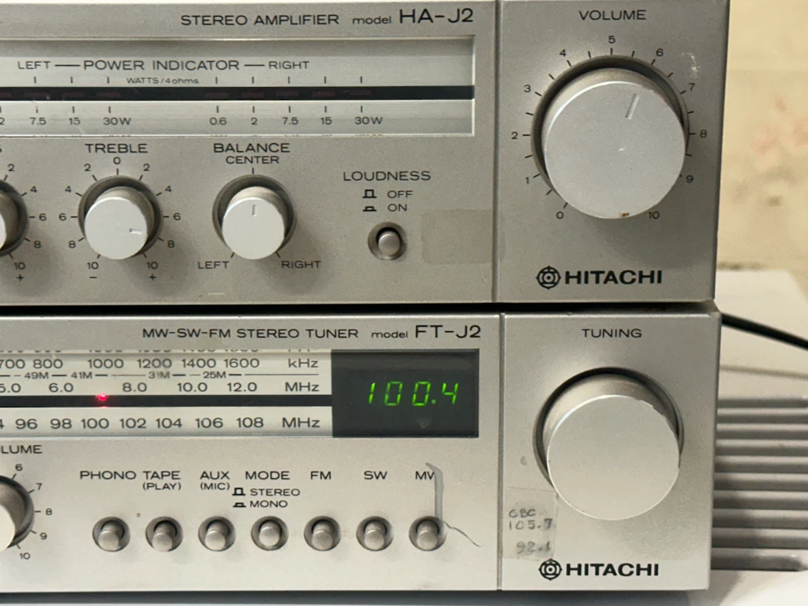 Hitachi mini  HA-J2 integrated Amplifier & FT-J2 Tuner-FM MW LW - photo 3