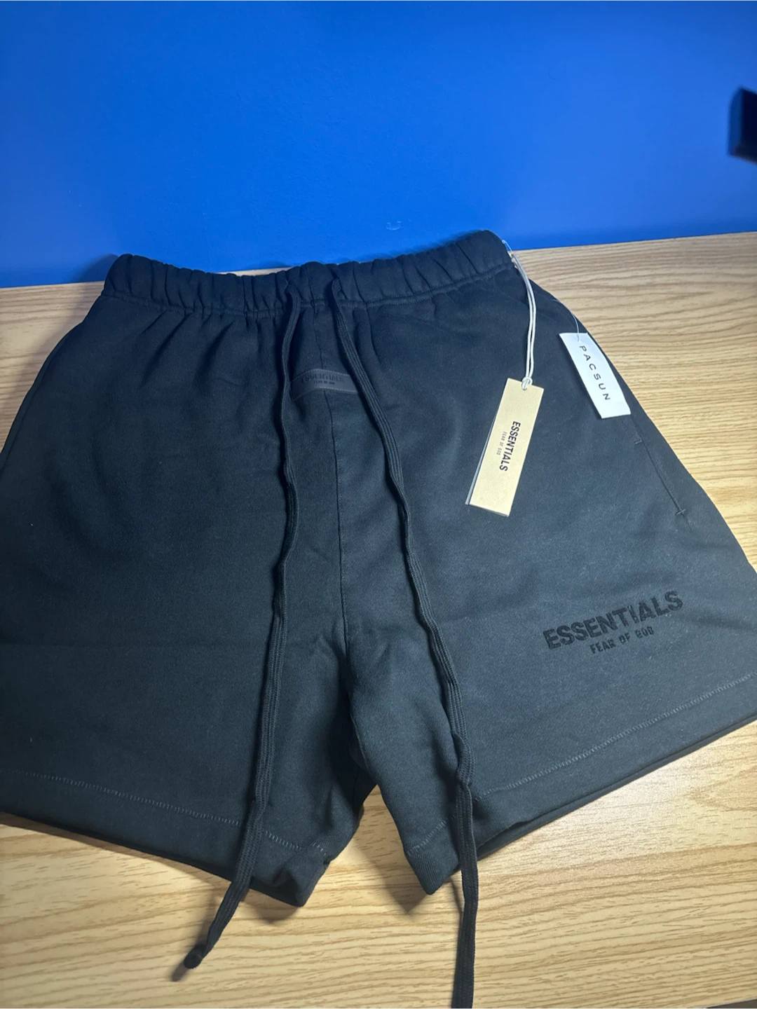 Brand new, essentials shorts