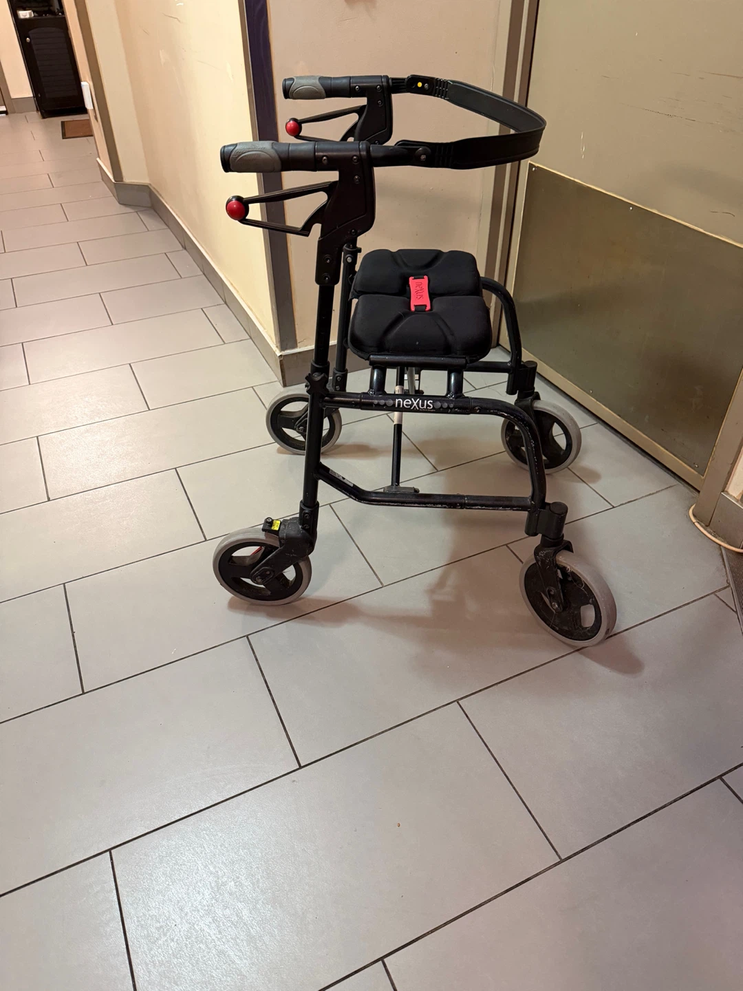 Nexus Walker with Seat - photo 2