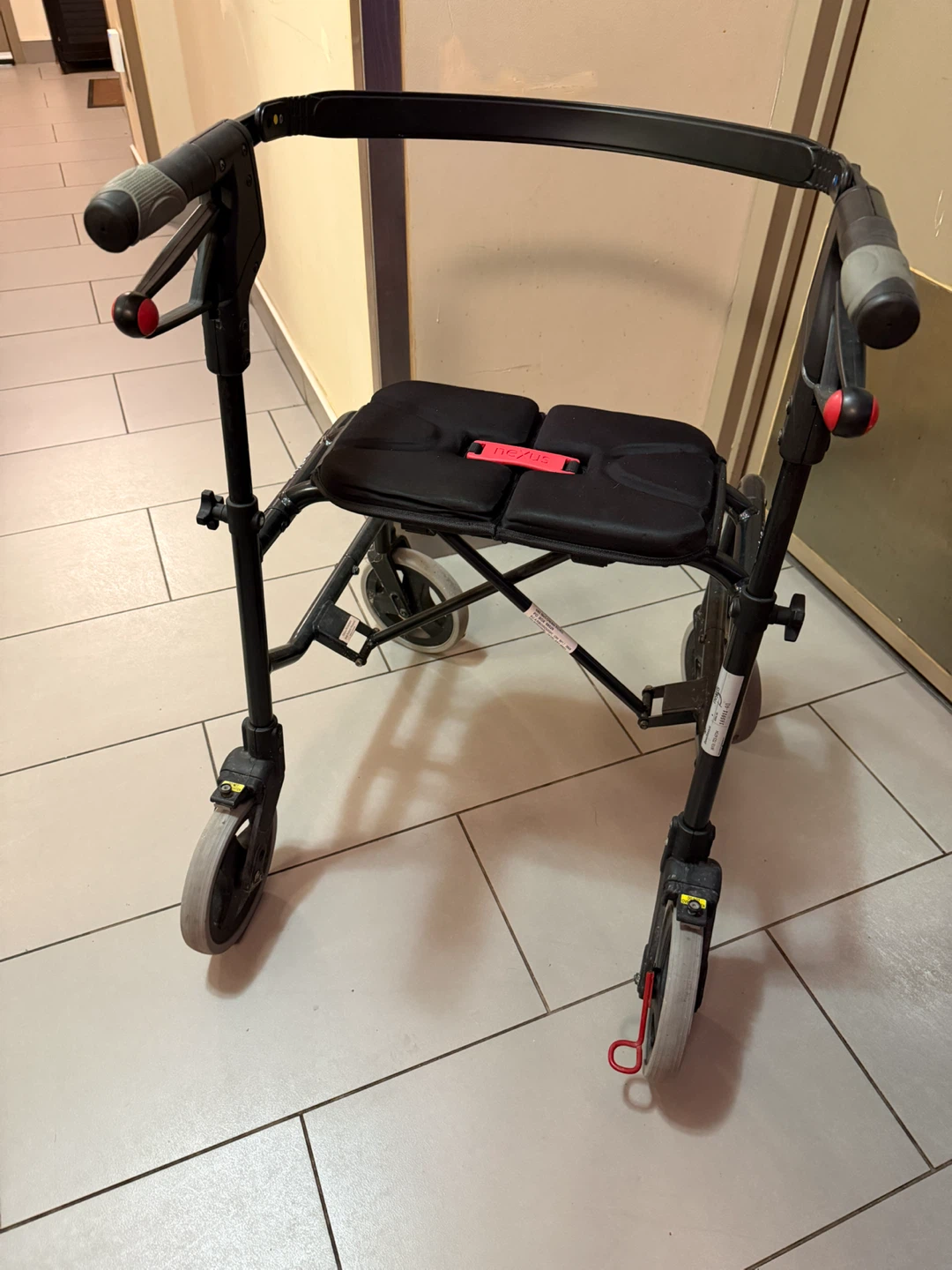 Nexus Walker with Seat - photo 4